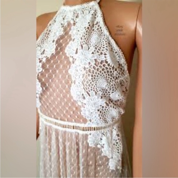 Victoria’s Secret Sheer Elegant White Lace Halter Dress Embroidered Floral - Picture 3 of 14